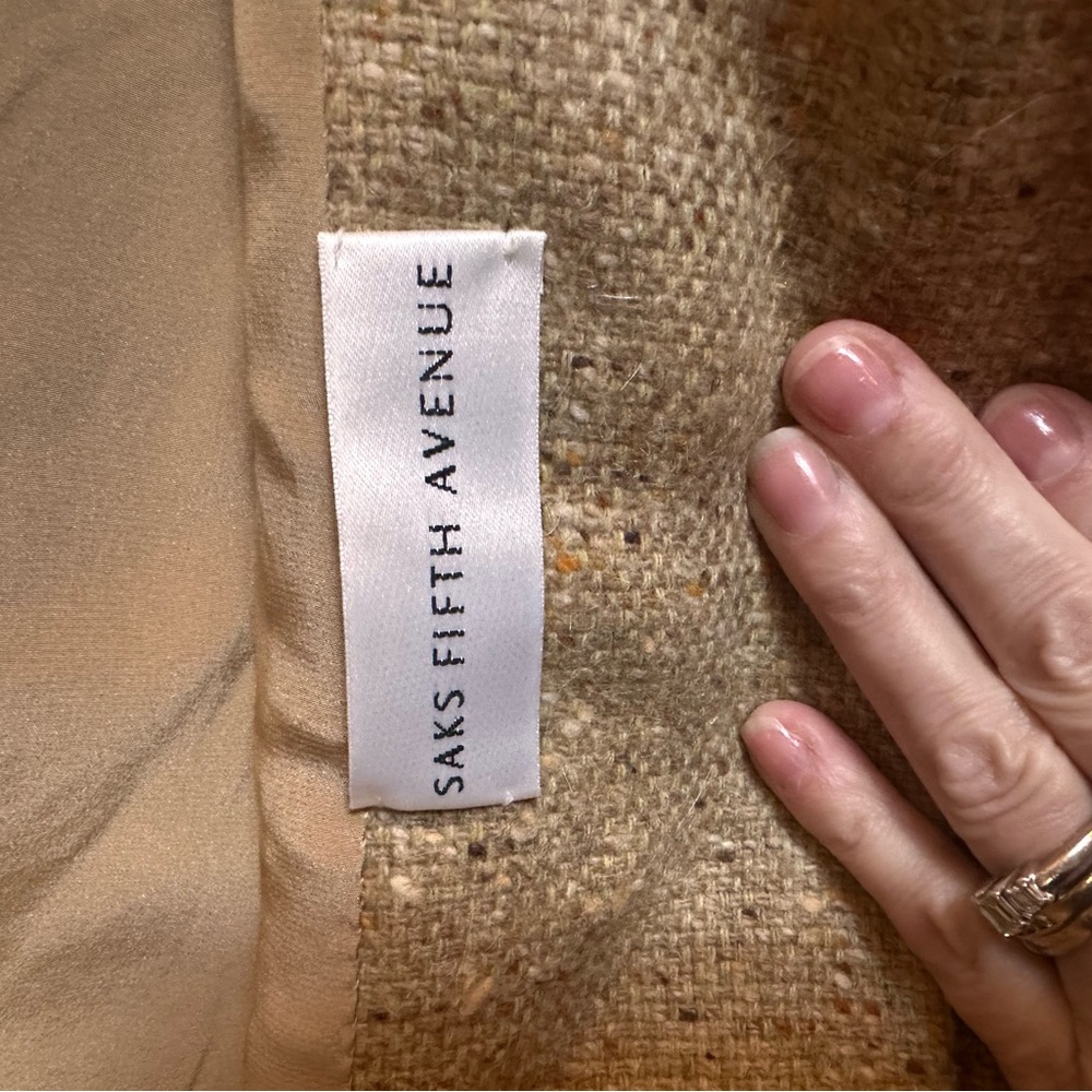 Vintage Bill Blass Camel Blazer - Picture 3 of 5